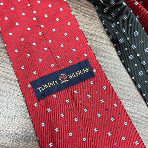 Tommy Hilfiger Red w/ White & Blue Check Silk Tie - Picture 3 of 4